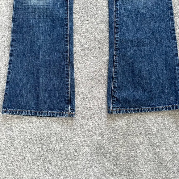 Abercrombie & Fitch Button Fly Flare Jeans - Picture 4 of 8